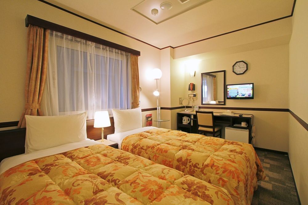 Toyoko Inn Kashiwa Eki Nishi Guchi Εξωτερικό φωτογραφία