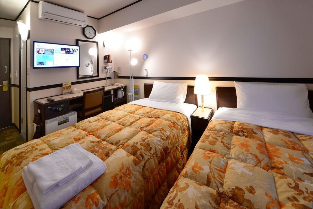 Toyoko Inn Kashiwa Eki Nishi Guchi Εξωτερικό φωτογραφία